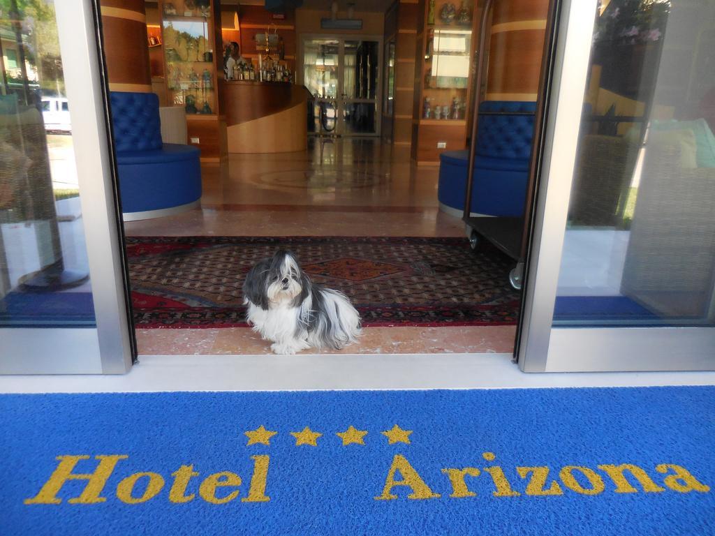 Hotel Arizona Lignano Sabbiadoro Exterior foto